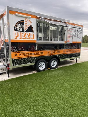 NONA STREET PIZZA by null