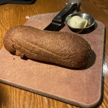 Outback Steakhouse - Warm bread - Steakhouses Near Me - North Haven, Connecticut