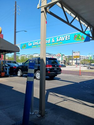 Octopus Car Wash by null