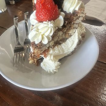 Krootz Brewing Company - Double decker pecan pie - Brewpubs Near Me - Gainesville, Texas