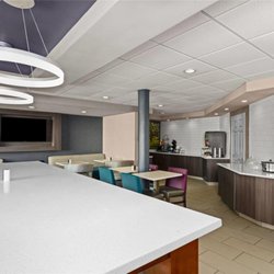 La Quinta by Wyndham Jackson Airport - Property amenity