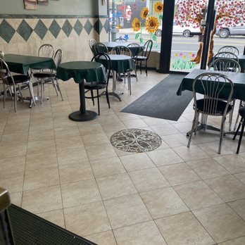Roma Pizzeria - Inside - Pizza Near Me - Merrick, New York