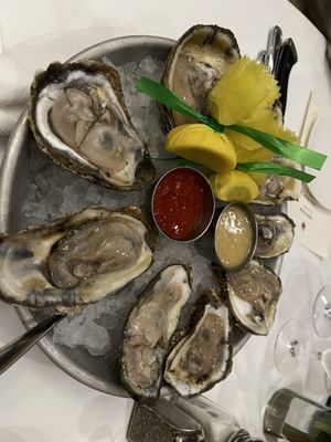 Bookbinder's Seafood & Steakhouse by null