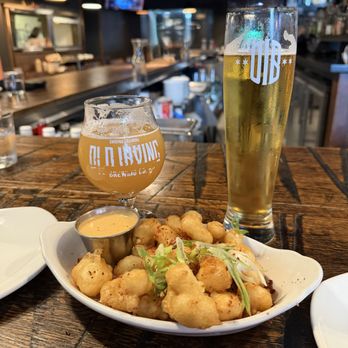 Old Irving Brewing - Order the cheese curds - Breweries Near Me - Chicago, Illinois