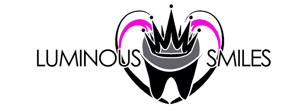 Luminous Smiles Logo