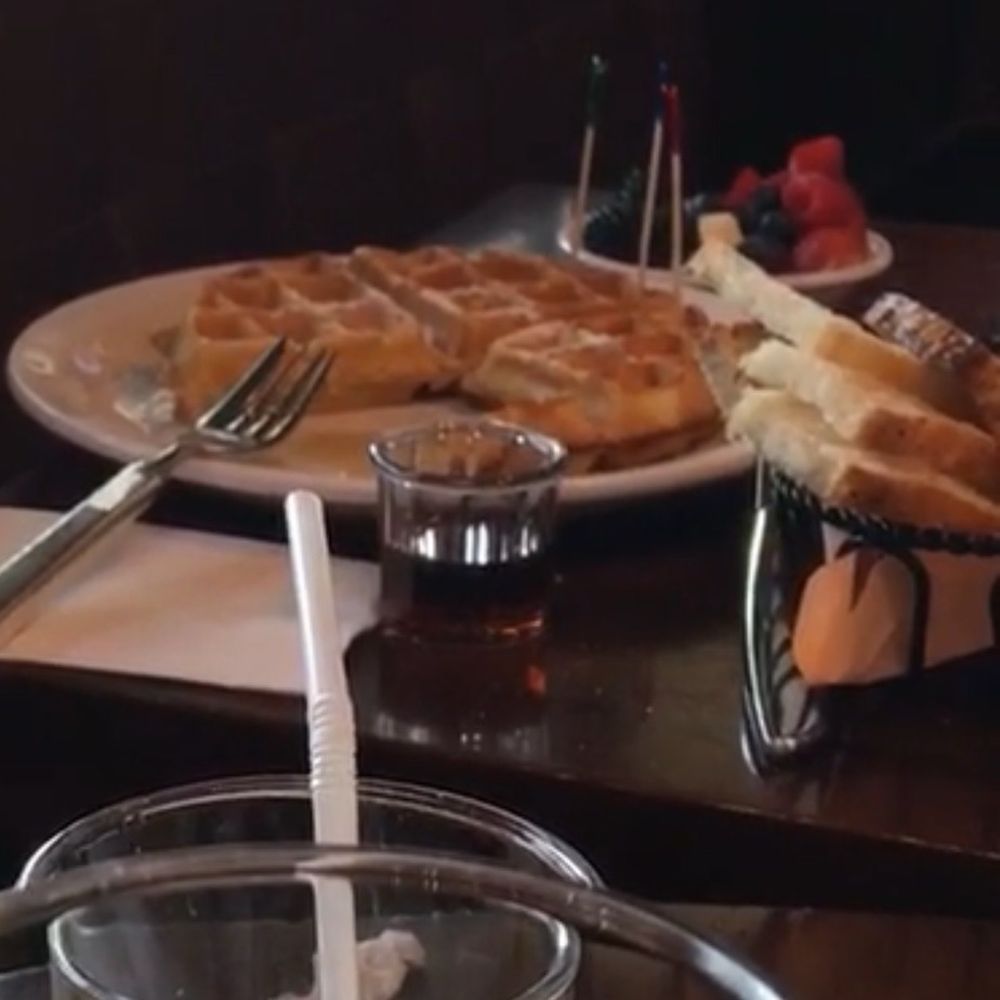 City Limits Diner - Waffles - Diners Near Me - White Plains, New York City Limits Diner - Waffles - Diners Near Me - White Plains, New York