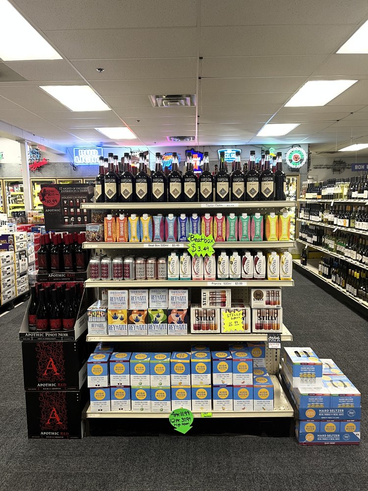 Westwood Liquor Logo