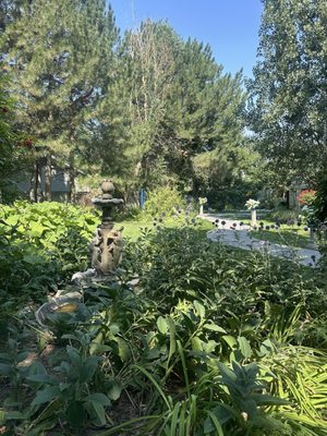 DanWalt Botanical Gardens by null
