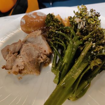 The Centurion Lounge - Dinner Food - Airport Lounges Near Me - Seattle, Washington The Centurion Lounge - Dinner Food - Airport Lounges Near Me - Seattle, Washington