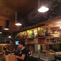 Barbeton - Lovely little bar with happy hour from 6-8