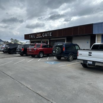 Tailgate Oyster Bar - Outside - Salad Near Me - North Myrtle Beach, South Carolina Tailgate Oyster Bar - Outside - Salad Near Me - North Myrtle Beach, South Carolina