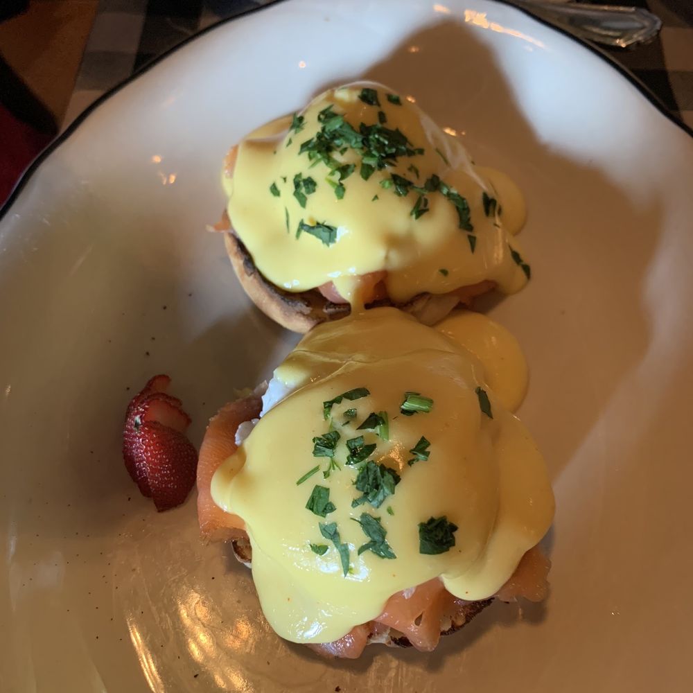 Bill's Restaurant - American Near Me - Bloomfield Hills, Michigan