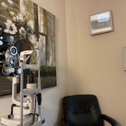 LASIK of Nevada - Reno - Waiting room