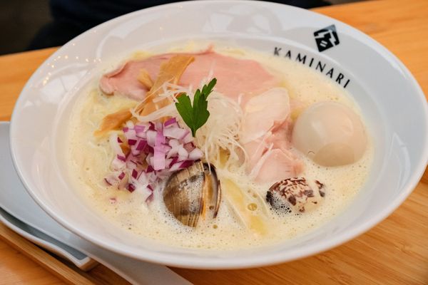 Kaminari Ramen Bar by null