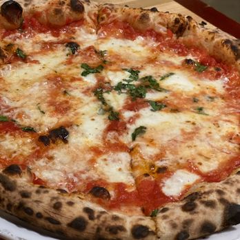 Cane Rosso - Margherita (red pizza) - Italian Near Me - Dallas, Texas
