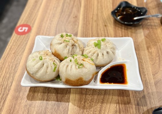 LaoWu Authentic ShangHai Dumpling by null