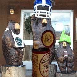 Basil & Wick's - Daaaaa bears