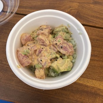 Sweetfin Poke Del Mar - Spicy Tuna Bowl - Poke Near Me - San Diego, California