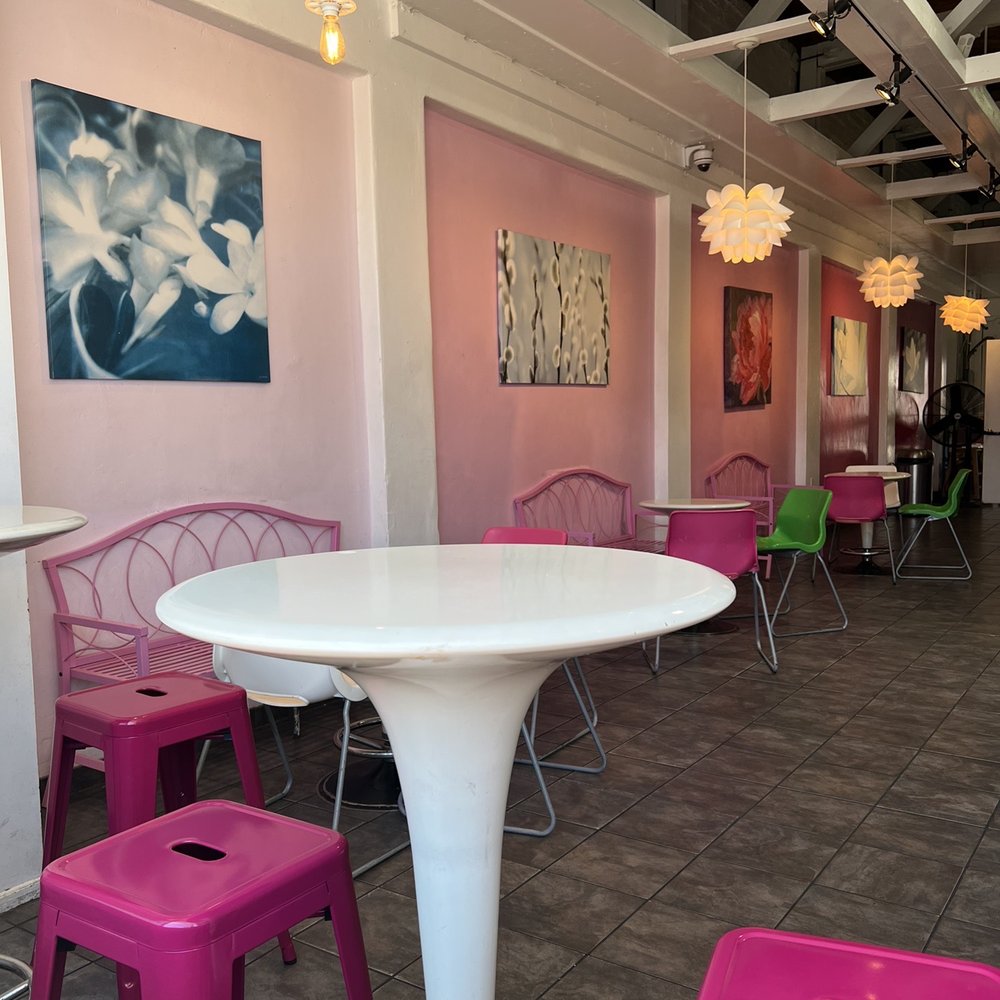 Pismo Yogurt - the interior of a restaurant - Ice Cream & Frozen Yogurt Near Me - Pismo Beach, California Pismo Yogurt - the interior of a restaurant - Ice Cream & Frozen Yogurt Near Me - Pismo Beach, California