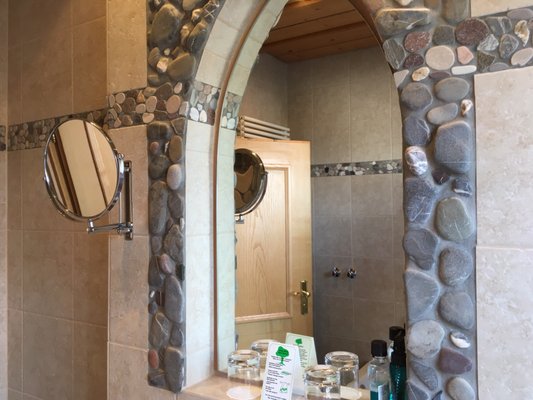 Hotel Hirsch by null