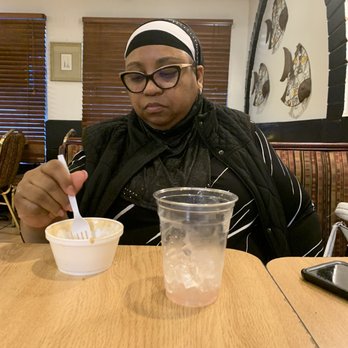 Haven’s Diner - Cleaning the peach cobbler up! - Diners Near Me - Chattanooga, Tennessee Haven’s Diner - Cleaning the peach cobbler up! - Diners Near Me - Chattanooga, Tennessee