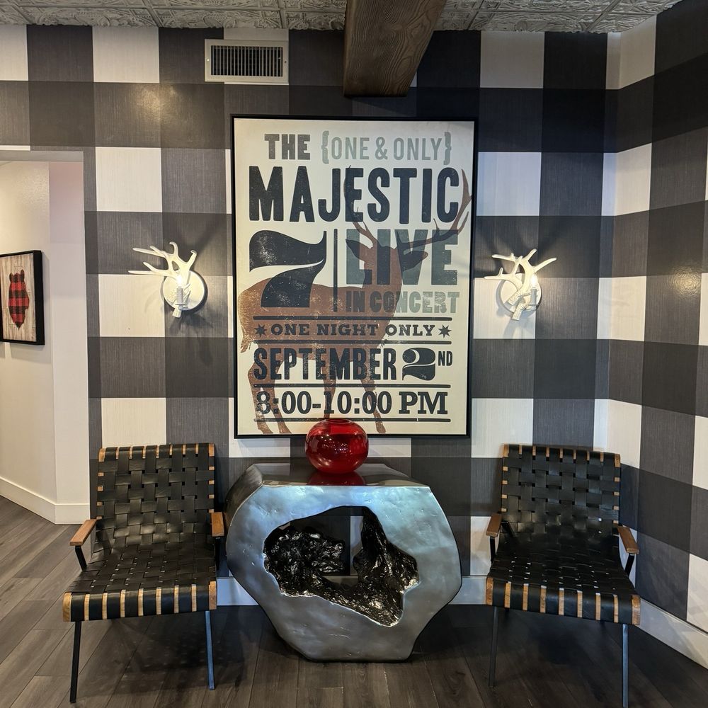 The Creekstone - Interior Decor - Hotels Near Me - Idyllwild, California The Creekstone - Interior Decor - Hotels Near Me - Idyllwild, California