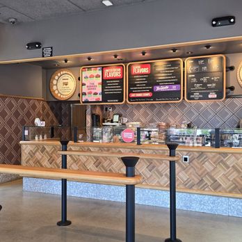 Salt & Straw - Ice Cream & Frozen Yogurt Near Me - Salem, New Hampshire Salt & Straw - Ice Cream & Frozen Yogurt Near Me - Salem, New Hampshire