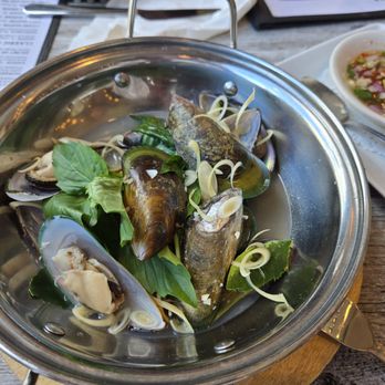 Secret Thai Kitchen - Steamed mussels - Thai Near Me - Freeport, New York Secret Thai Kitchen - Steamed mussels - Thai Near Me - Freeport, New York
