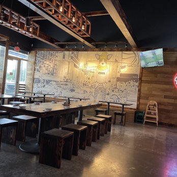 Aji Robota & Ramen Tomball - Inside- we were the first people here on Saturday. - Ramen Near Me - Tomball, Texas