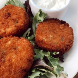 Jumbo Crab Cake Sandwich