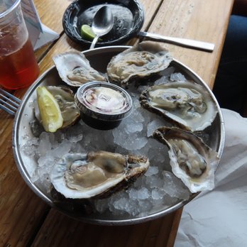Nicks Fish House - My friend's oysters look sublime - Seafood Near Me - Baltimore, Maryland