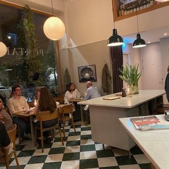 Portal Restaurant - Seafood Near Me - Stockholm, Alberta