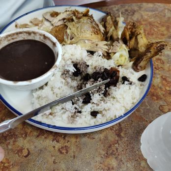Lechonera Ocala - Roasted chicken, rice, black beans - Salad Near Me - Ocala, Florida