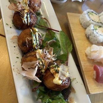 Ramen Nori - Takoyaki appetizer - Sushi Bars Near Me - Bellevue, Washington
