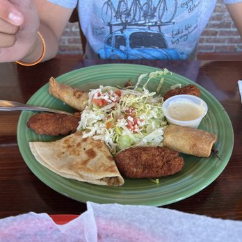 Acapulco Mexican Restaurant - "Trio" - Bars Near Me - Tonawanda, New York