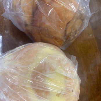 Kauai Bakery - Ensaymadas and pecan sticky buns - Bakeries Near Me - Lihue, Hawaii Kauai Bakery - Ensaymadas and pecan sticky buns - Bakeries Near Me - Lihue, Hawaii