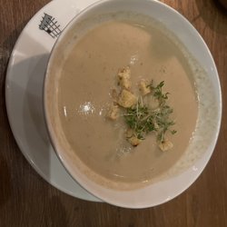 Meierei - Cream of mushroom soup so good I wanted to take a bath in it.
