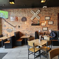 Maxwell's Tavern - Inside view