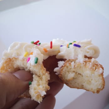 Montclair Bread Company - Vanilla - Cake donut has a nice bite and soft on the inside. Vanilla frosting is good but nothing too special. - Bakeries Near Me - Montclair, New Jersey