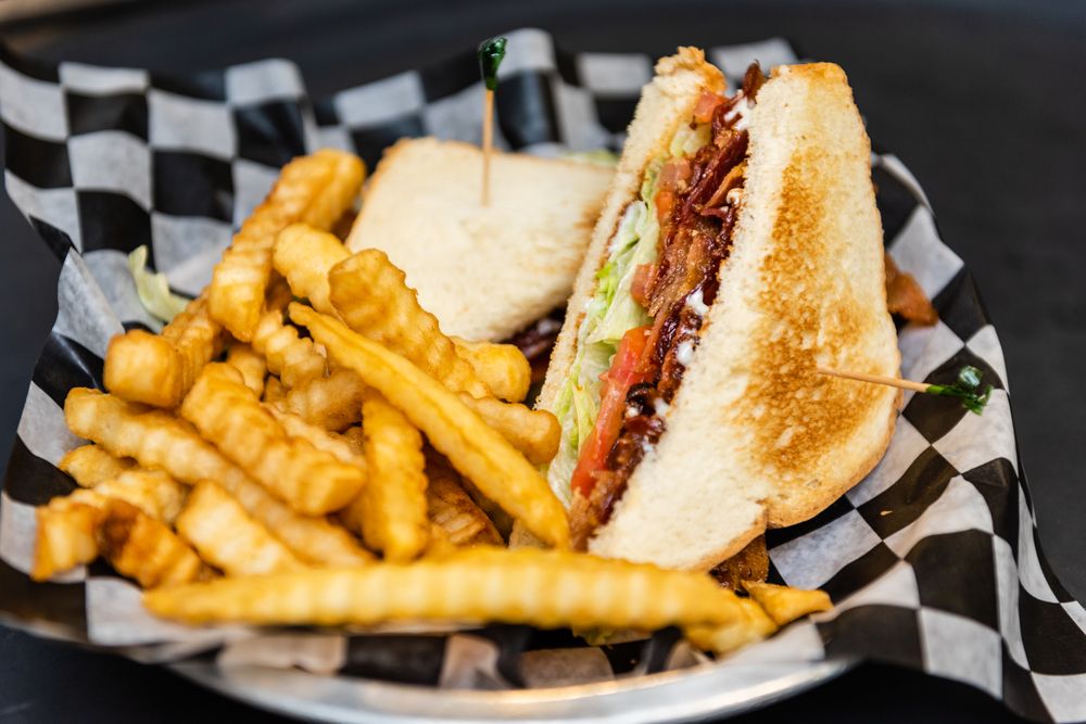 SPORTS BREAK 30 Photos & 27 Reviews 114 Crosscreek Connector