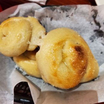 Roma Italian Restaraunt - Homemade dinner rolls - Italian Near Me - Texarkana, Arkansas Roma Italian Restaraunt - Homemade dinner rolls - Italian Near Me - Texarkana, Arkansas