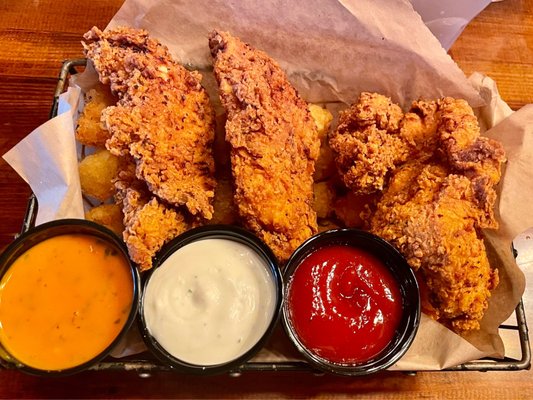 Uptown Tavern by null