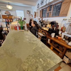 Niagara Home Bakery - Bakery with small counter for serving all types of coffee, cookies, pot pies, and pastries.