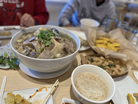 Haochi by ChinaMama by null