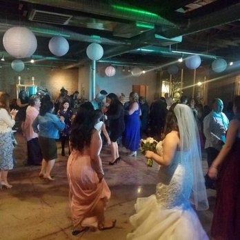 Luniks Entertainment - DJs Near Me - Chicago, Illinois