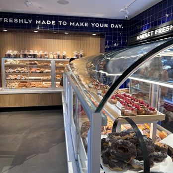Paris Baguette - Bakeries Near Me - Monrovia, California Paris Baguette - Bakeries Near Me - Monrovia, California
