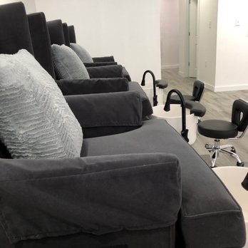 Luna Luxe Nail Loft - Pedicure area - Nail Salons Near Me - Tampa, Florida