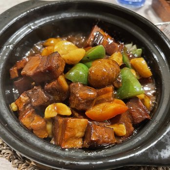 Hao Shi Guang - H13Stewed pork with chestnuts - Chinese Near Me - Boston, Massachusetts