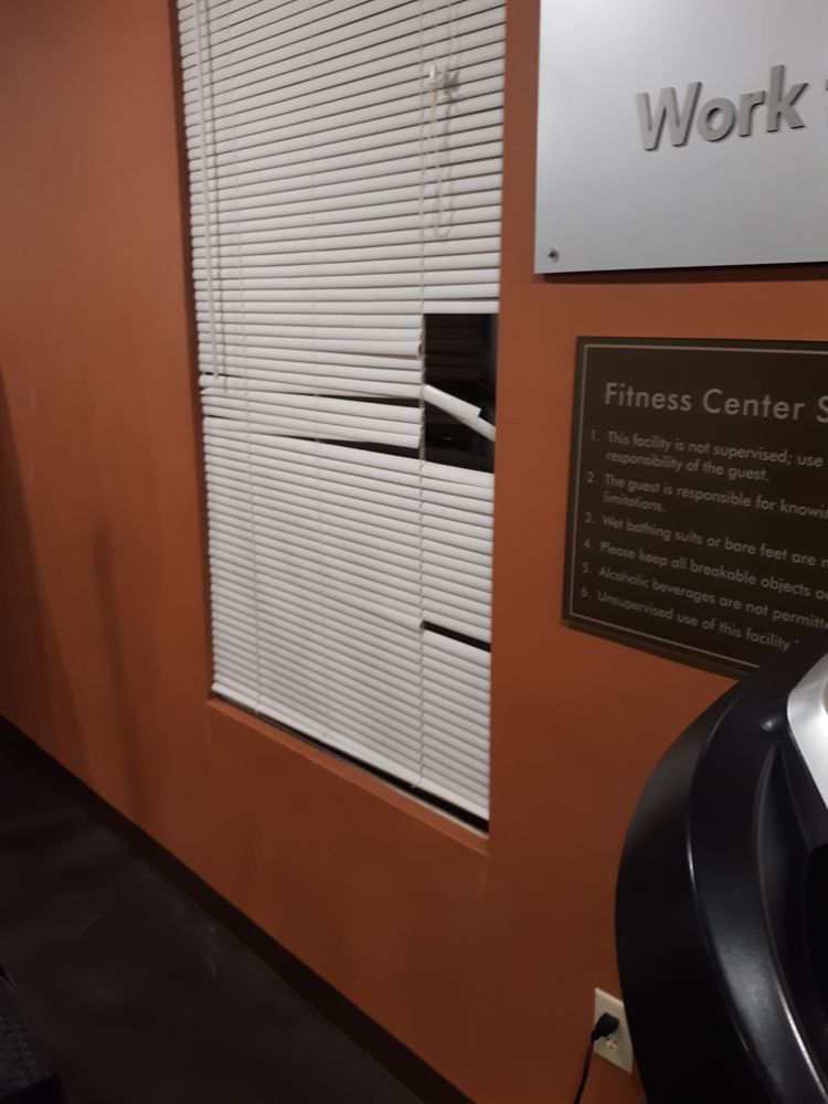 COMFORT SUITES MOUNTAIN MILE AREA 40 Photos & 49 Reviews 2423