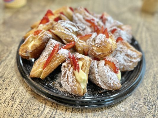 Cream Pan, 15945 S Harbor Blvd, Fountain Valley, CA 92708